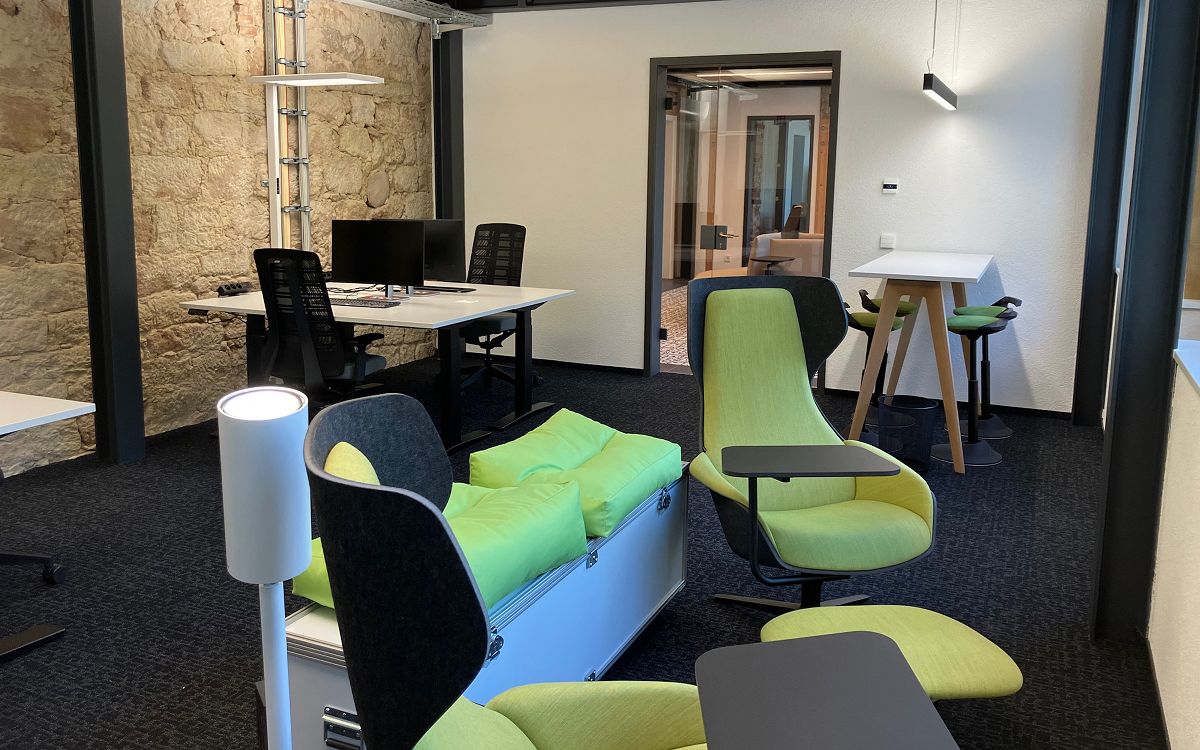 Blick in den Coworking-Bereich der Orangerie Hechingen
